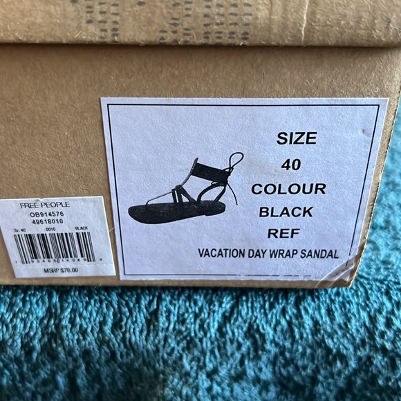 Free People - Thong Sandals - Picture 5 of 6